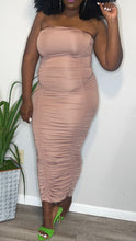 Load image into Gallery viewer, Sand Maxi Ruched Dress (XL)
