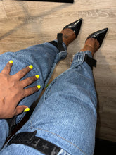 Load image into Gallery viewer, Vintage Girbaud Jeans (44M)
