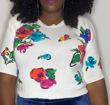 Load image into Gallery viewer, VINTAGE CAROLE LITTLE CROP SWEATER (S)
