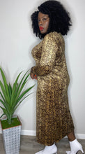 Load image into Gallery viewer, Fleece Vintage Print Dress (Small-XL)
