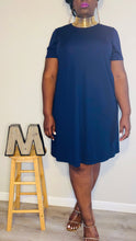 Load image into Gallery viewer, “Toi” Knit Navy Midi Dress (16/18)
