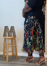 Load image into Gallery viewer, “Peeking Garden” Black Maxi Dress (2X-4X)
