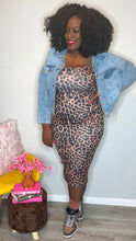 Load image into Gallery viewer, Cheetah Midi-Bodycon (XL)
